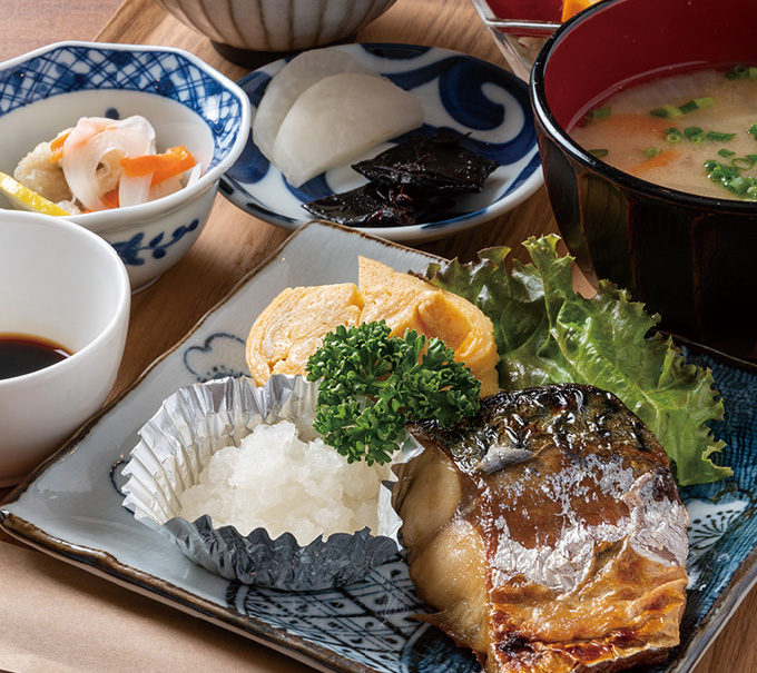 お食事 魚春